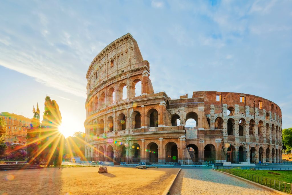 roman colosseum sunrise italy